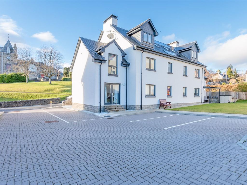 2 bed flat for sale in Road, Pitlochry PH16, £190,000 Zoopla