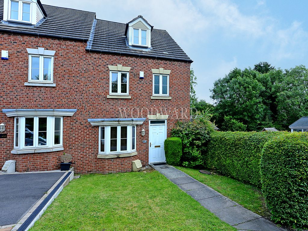 4 bed semidetached house for sale in Poppyfields, Ripley DE5, £240,000