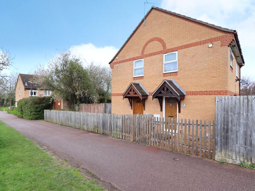1 bed semidetached house for sale in Grosmont Close, Emerson Valley