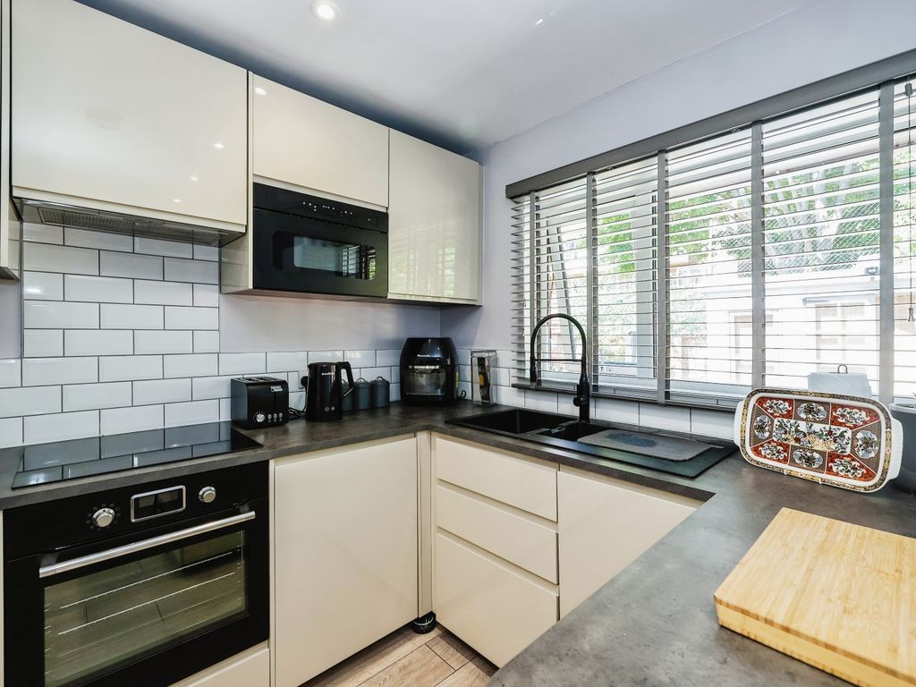 1 bed terraced bungalow for sale in Duke Crescent, Buckland, Portsmouth