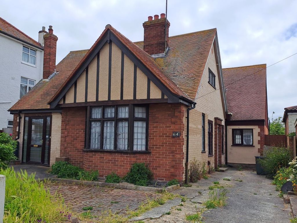 4 bed detached house for sale in 64 Dulwich Road, HollandOnSea