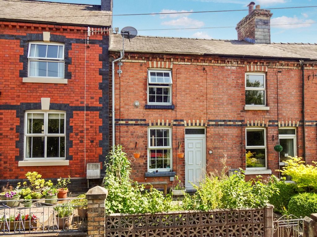 2 bed terraced house for sale in Hafren Terrace, Llanidloes, Powys SY18