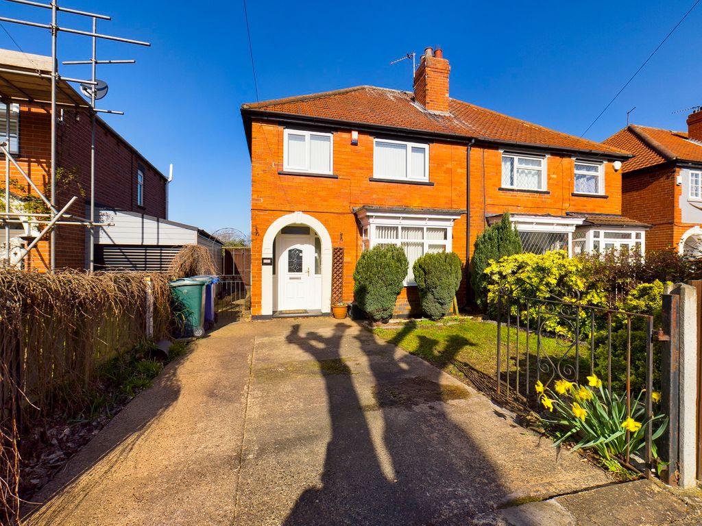 3 bed semidetached house for sale in The Grove, Wheatley Hills, Doncaster, South Yorkshire DN2