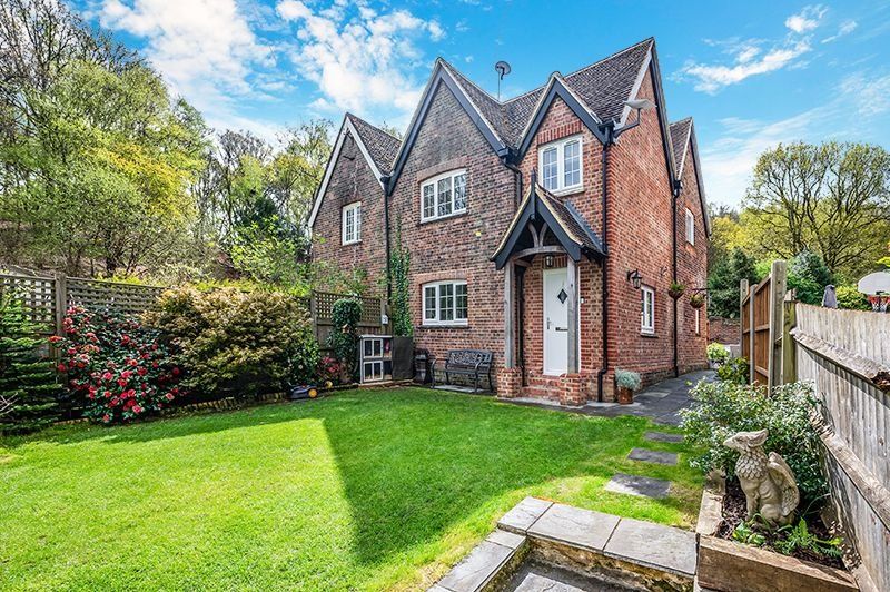 3 bed semidetached house for sale in The Enterdent, Godstone RH9, £550,000 Zoopla