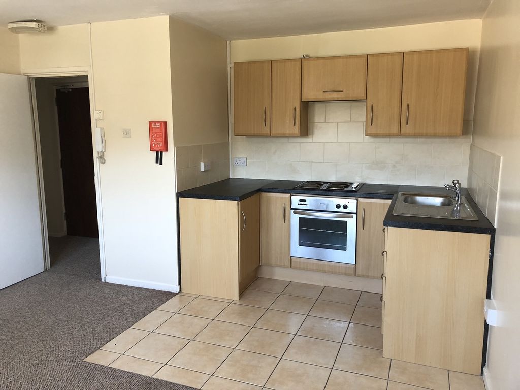 1 bed flat to rent in Flat 13 Llys Penrhys Curwen Close, Pontrhydyfen