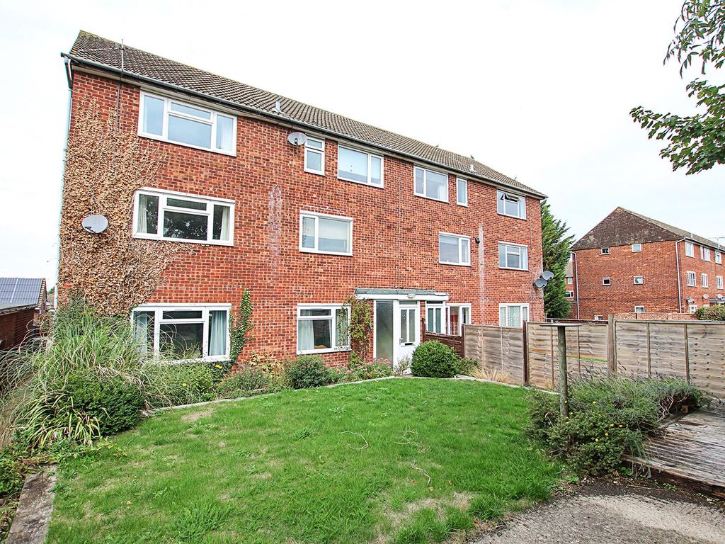 2 bed for sale in Grantchester Rise, Burwell, Cambridge CB25