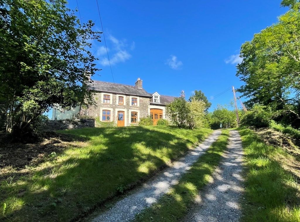 Land for sale in Trapp, Llandeilo SA19, £725,000 Zoopla