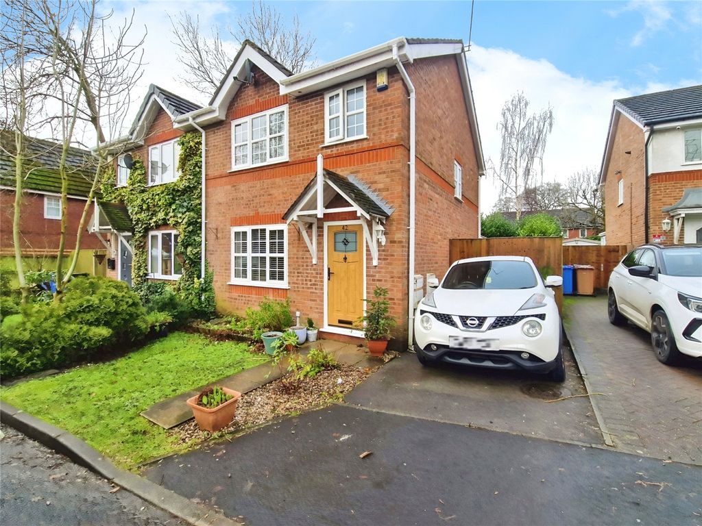 3 Bed Semi Detached House For Sale In Courtyard Drive Worsley