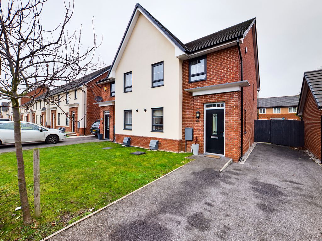 4 bed semidetached house for sale in Ramsbury Drive, Liverpool L24
