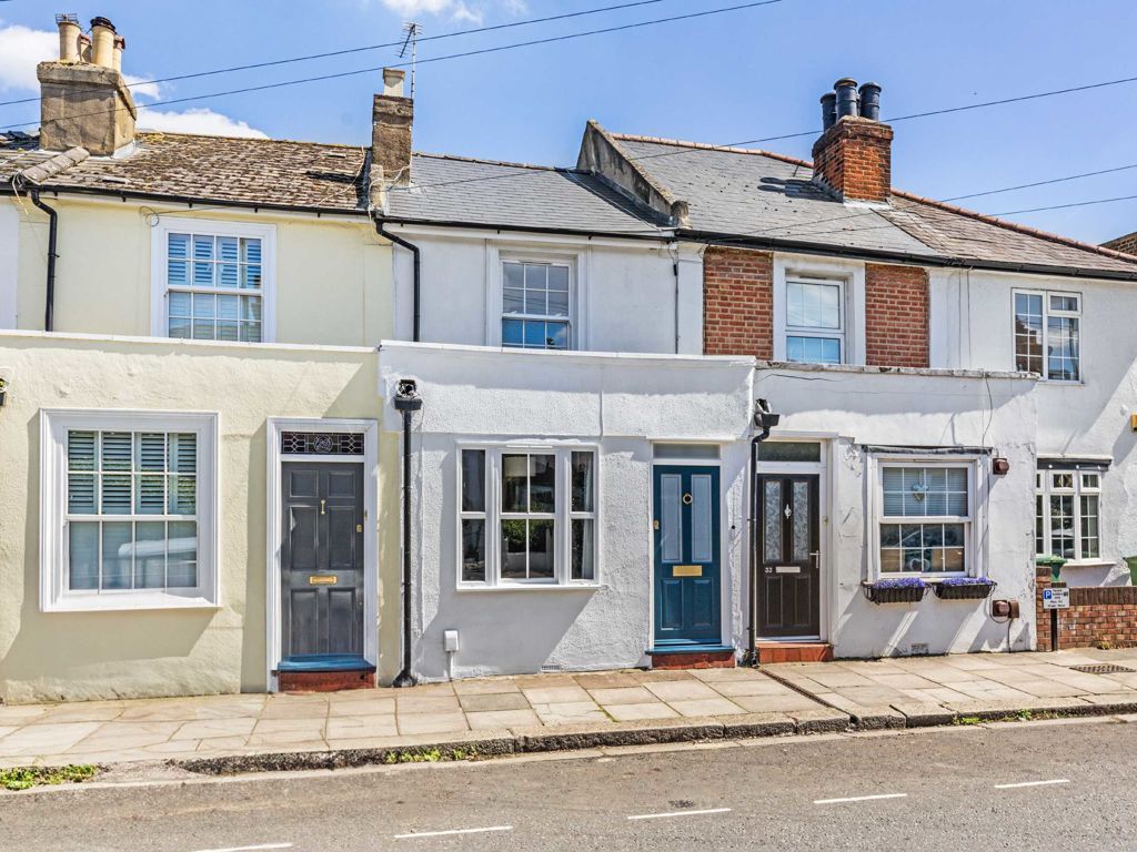 2 bed terraced house for sale in Queens Road, Teddington TW11, £629,950