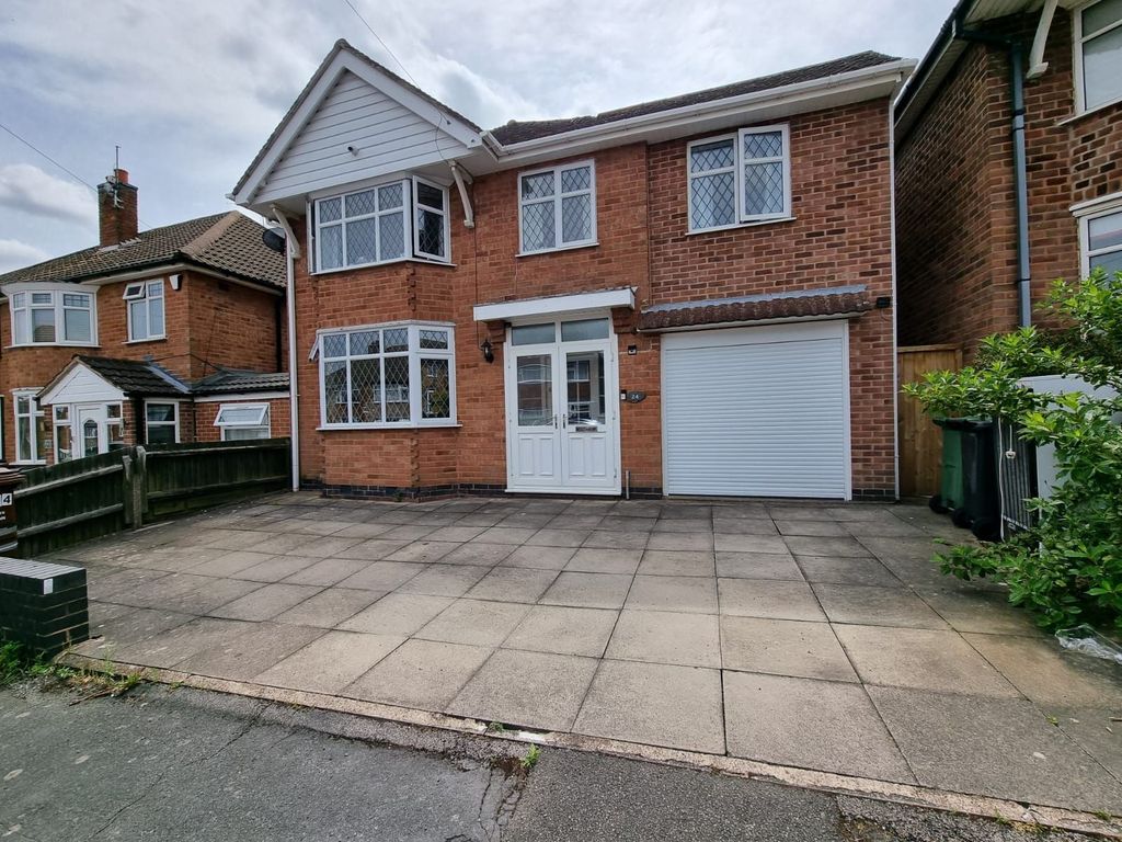 4 bed detached house for sale in Ryegate Crescent, Birstall, Leicester