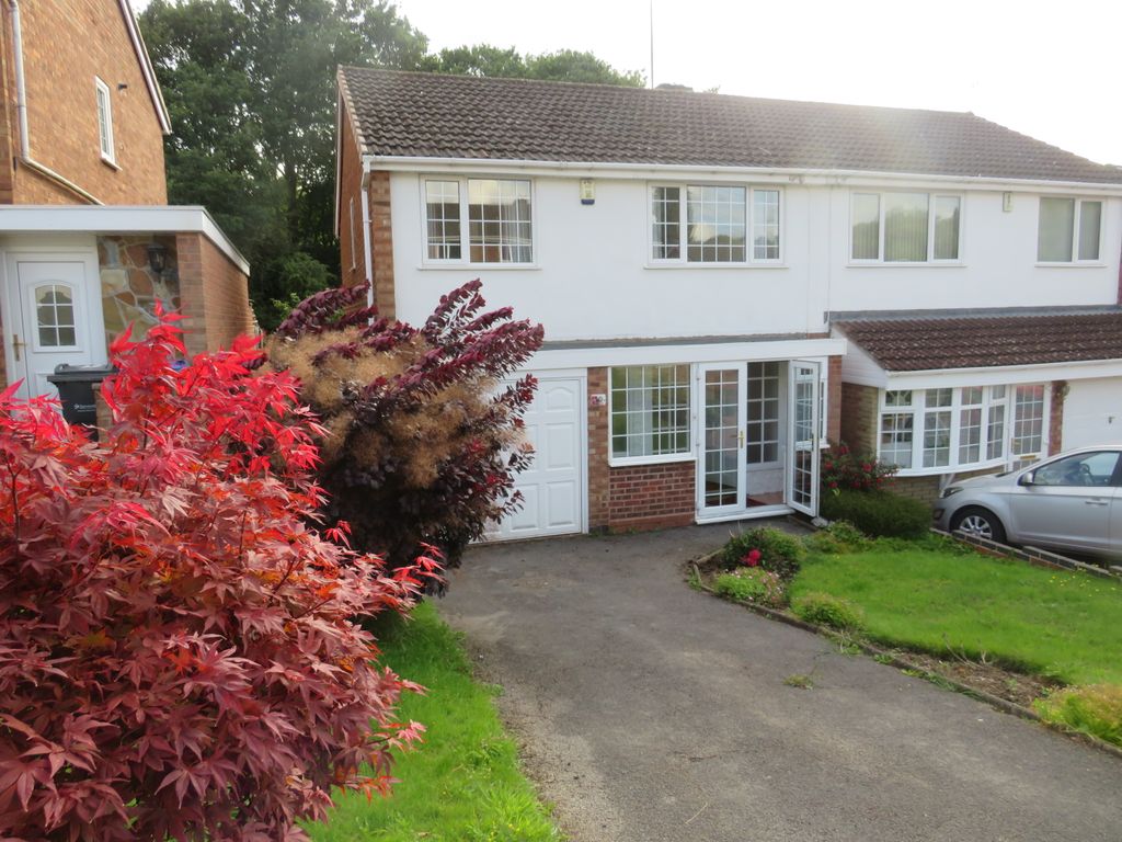 3 bed property to rent in Farlands Grove, Great Barr, Birmingham B43, £