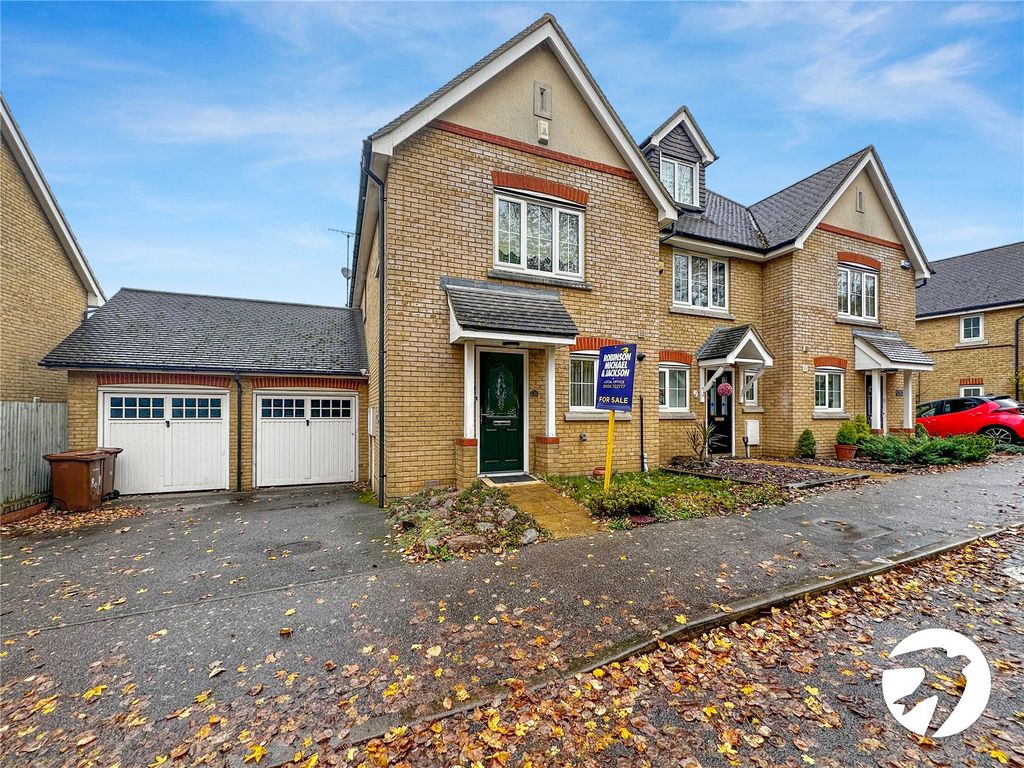 3 bed semidetached house for sale in Olivier Drive, Wainscott, Kent