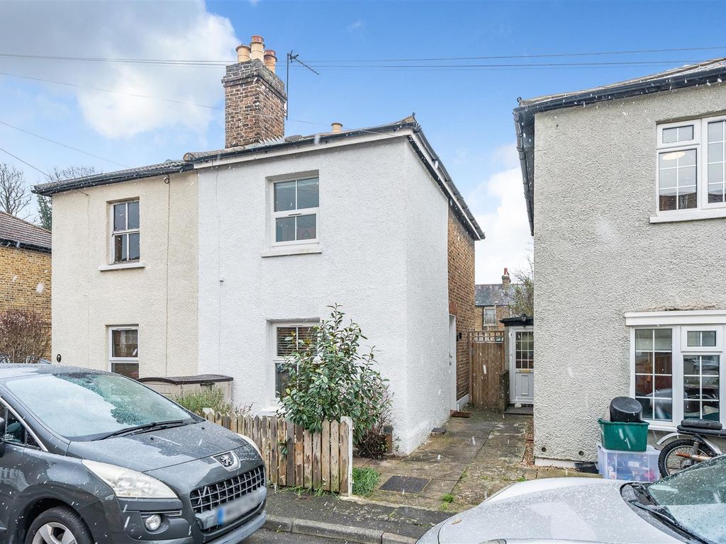 2 bed cottage for sale in Palmerston Road, Carshalton SM5, £450,000