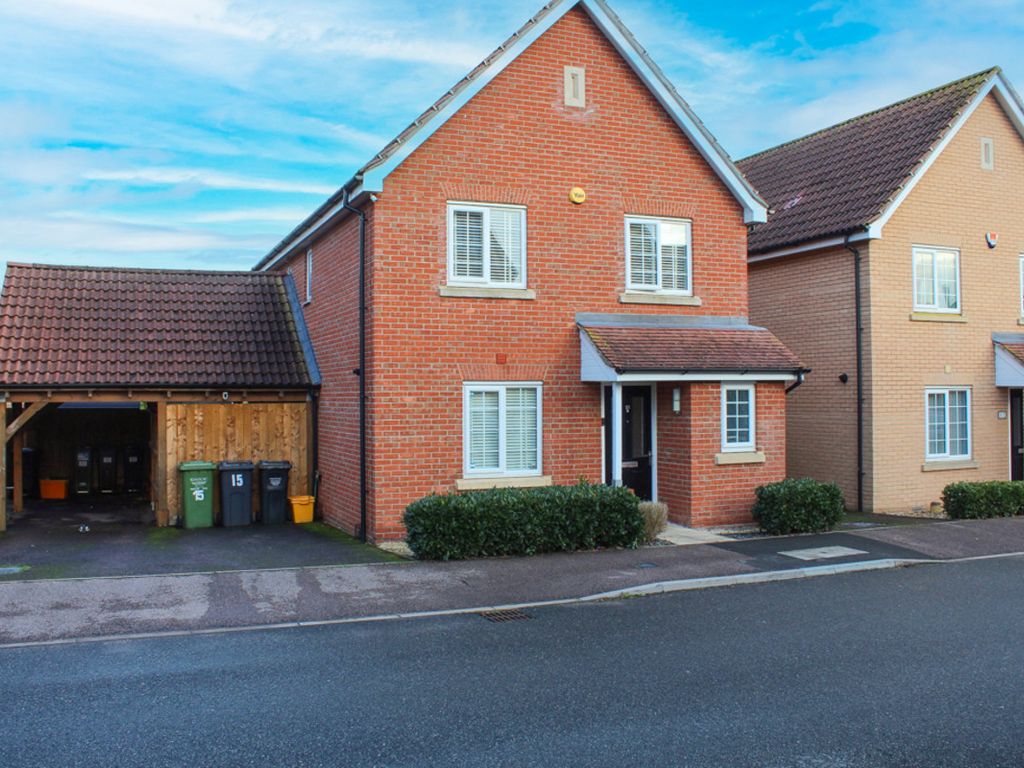 4 bed detached house for sale in Oak Crescent, Wickford SS11, £500,000 Zoopla