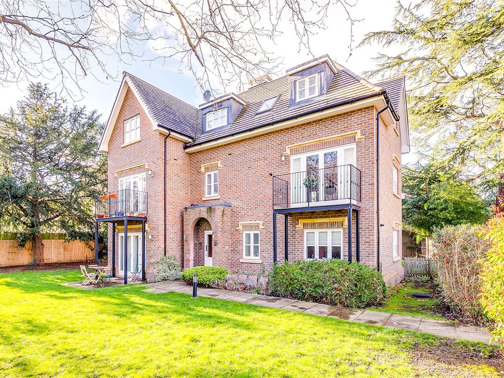 New home, 2 bed flat for sale in Upper Teddington Road, Twickenham