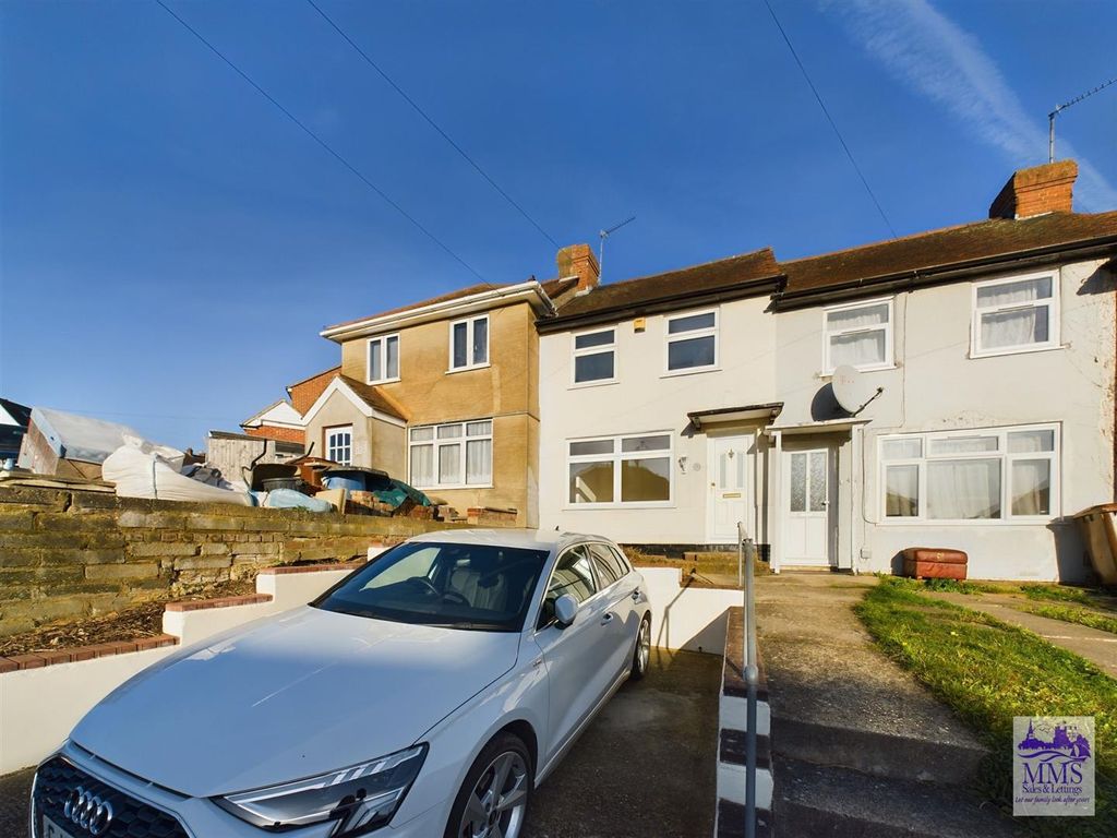 2 bed terraced house for sale in Woodstock Road, Strood, Rochester ME2