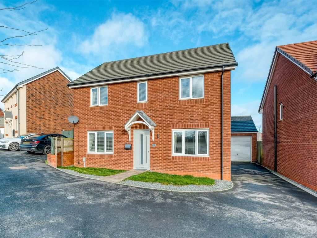 4 bed detached house for sale in Hawling Street, Brockhill, Redditch