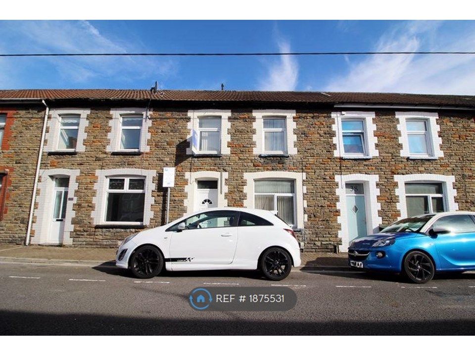 4 bed terraced house to rent in Queen Street, Pontypridd CF37, £325 pcm