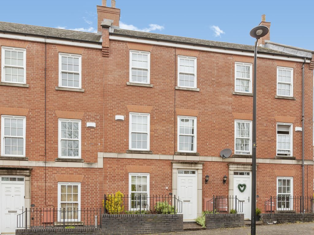 4 bed terraced house for sale in Little Connery Leys, Birstall, Leicester LE4 Zoopla