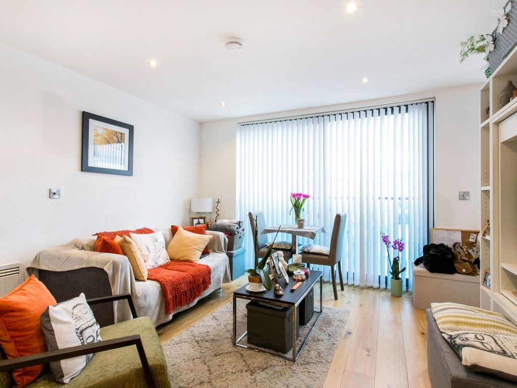 Studio to rent in Station Road, Hayes UB3 Zoopla