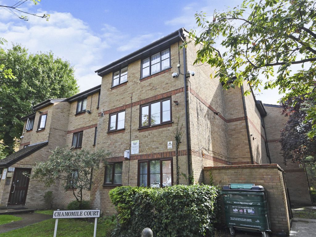 5 Yunus Khan Close, London E17