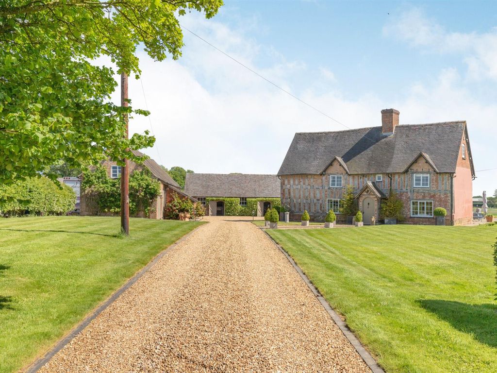 6 bed property for sale in Gorse Lane, Knightley, Stafford