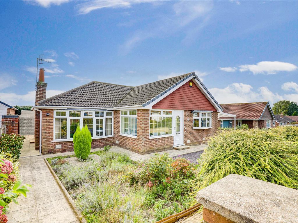 3 bed detached bungalow for sale in Bracadale Road, Rise Park