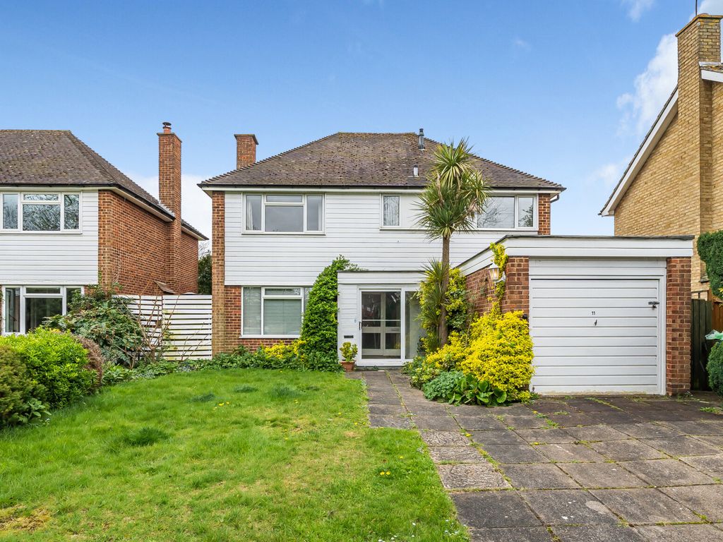 4 bed detached house for sale in Cleveland Road, Worcester Park, Surrey