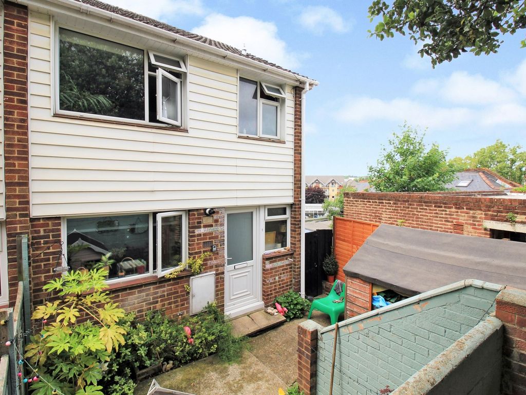 3 bed end terrace house for sale in St. Catherines Road, Bitterne Park