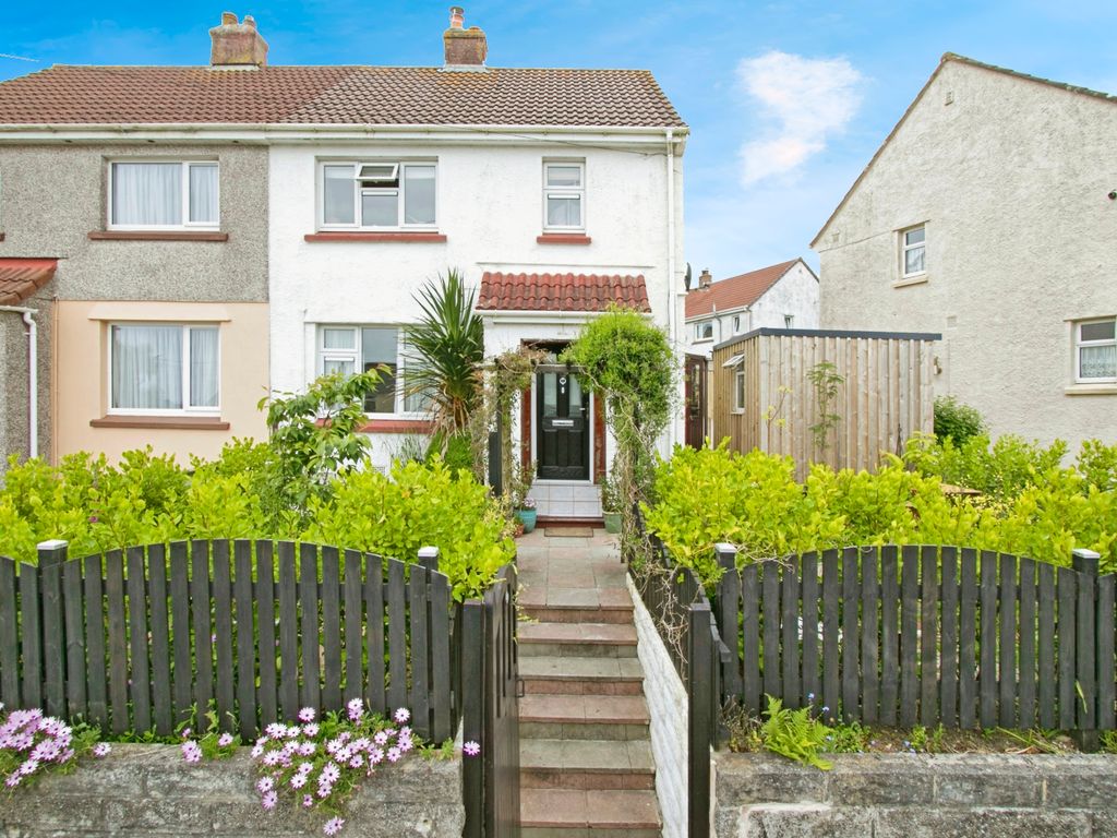 2 bed semidetached house for sale in Troon Moor, Troon, Camborne