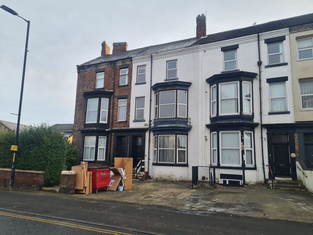 8 bed property for sale in 39 Yarm Road, StocktonOnTees, Cleveland TS18, £50,000 Zoopla