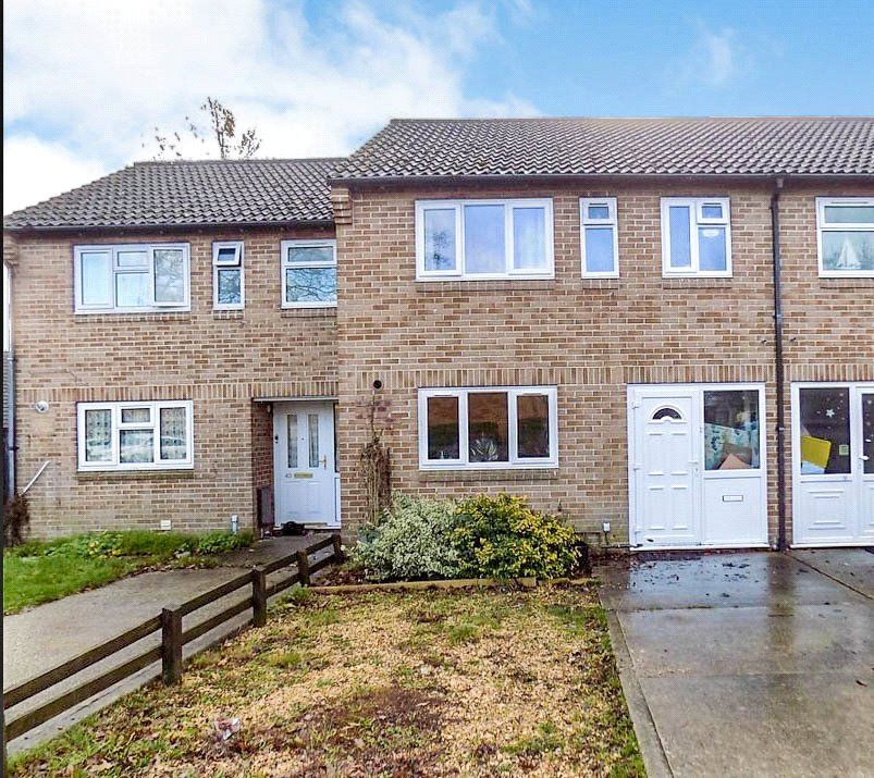 3 bed terraced house for sale in The Mill Pond, Holbury, Southampton