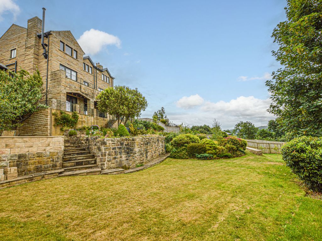 6 bed detached house for sale in The Woodlands, Common End Lane