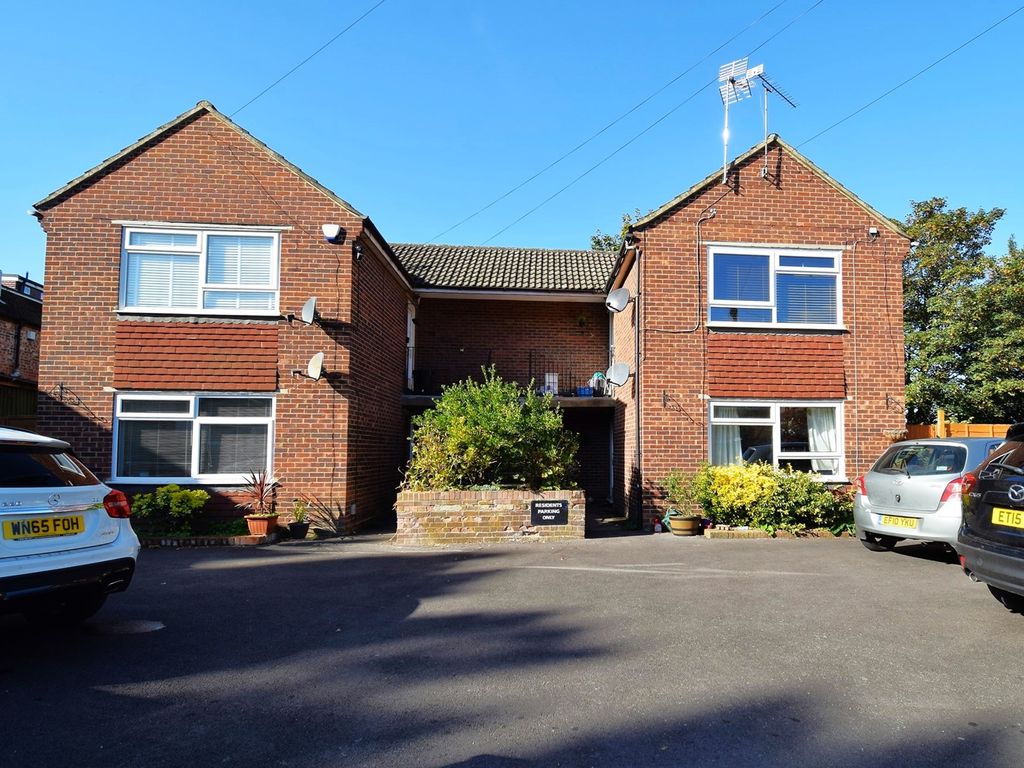 Greatness Lane, Sevenoaks TN14  