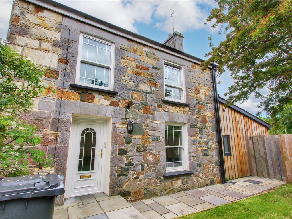 3 bed detached house for sale in Dinas Cross, Newport SA42, £385,000 Zoopla