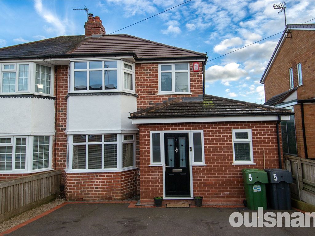 3 bed semidetached house to rent in Bowes Road, Rubery, Rednal