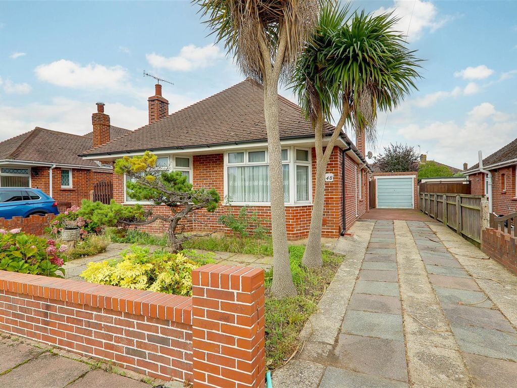 3 bed detached bungalow for sale in Alfriston Road, Broadwater