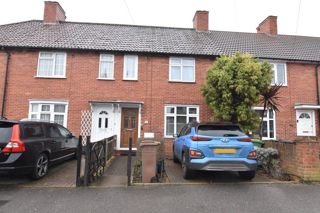 2 bed terraced house for sale in Road, Carshalton SM5 Zoopla