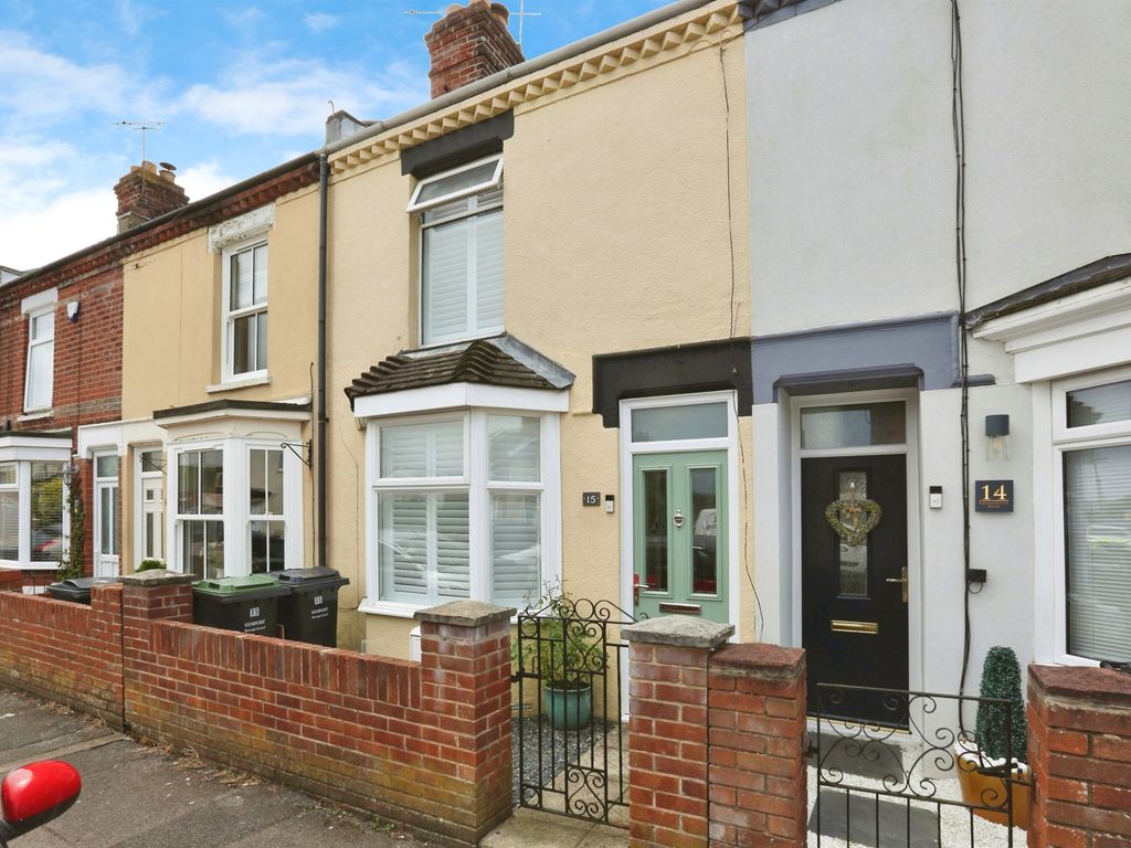 2 bed terraced house for sale in Cranbourne Road, Gosport PO12, £