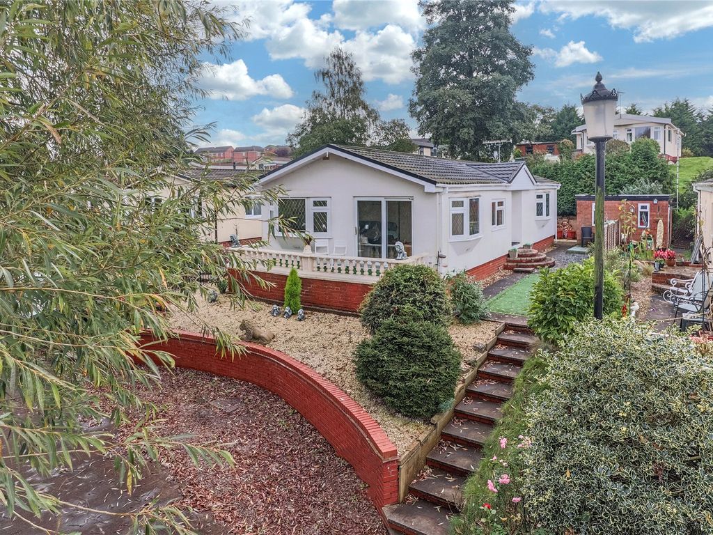 2 bed detached house for sale in Lodgefield Park, Stafford, Staffordshire ST17, £115,000 Zoopla