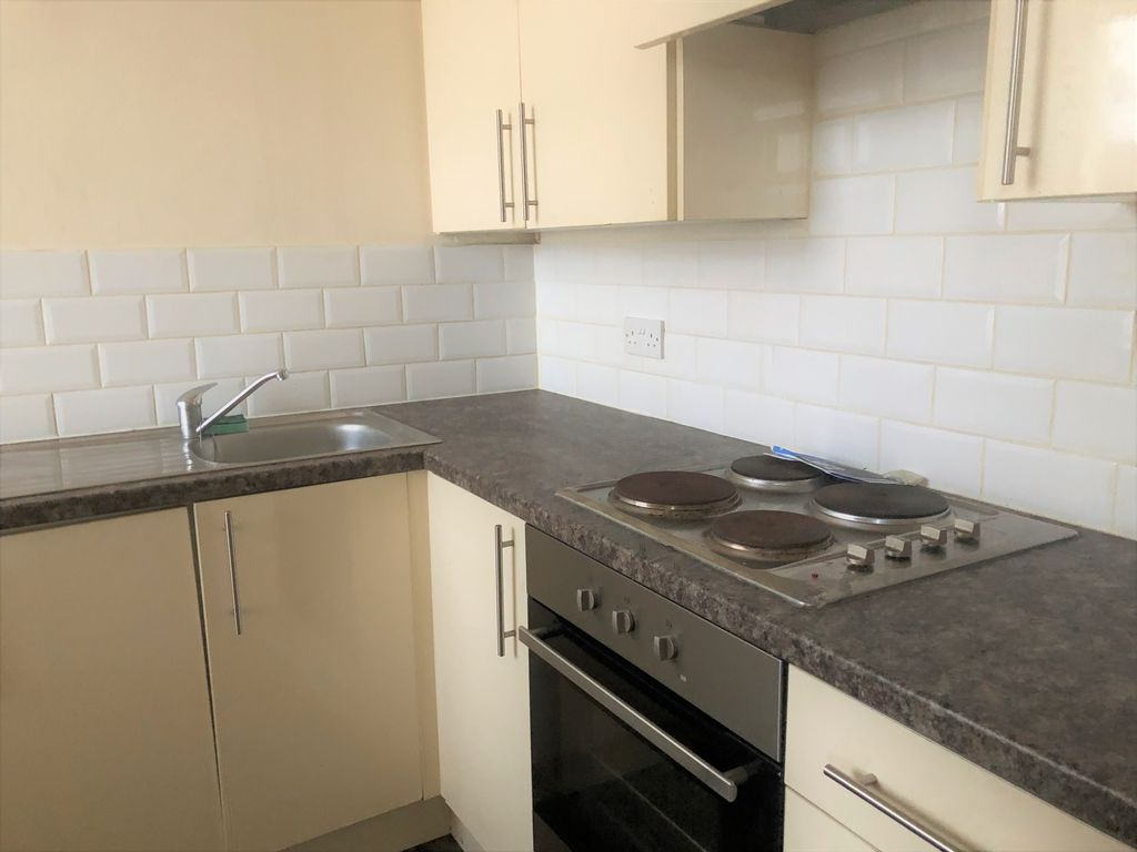 1 bed flat to rent in Park Road, Blackpool FY1, £400 pcm Zoopla