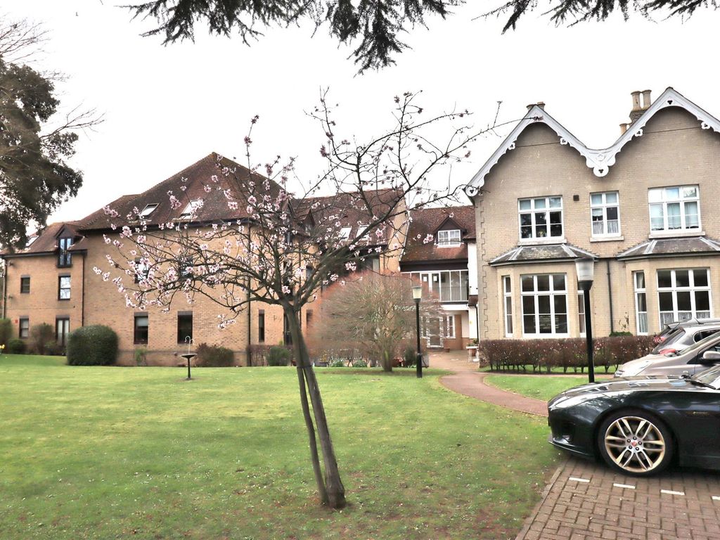 1 bed flat for sale in The Lawns Drive, Broxbourne EN10 Zoopla
