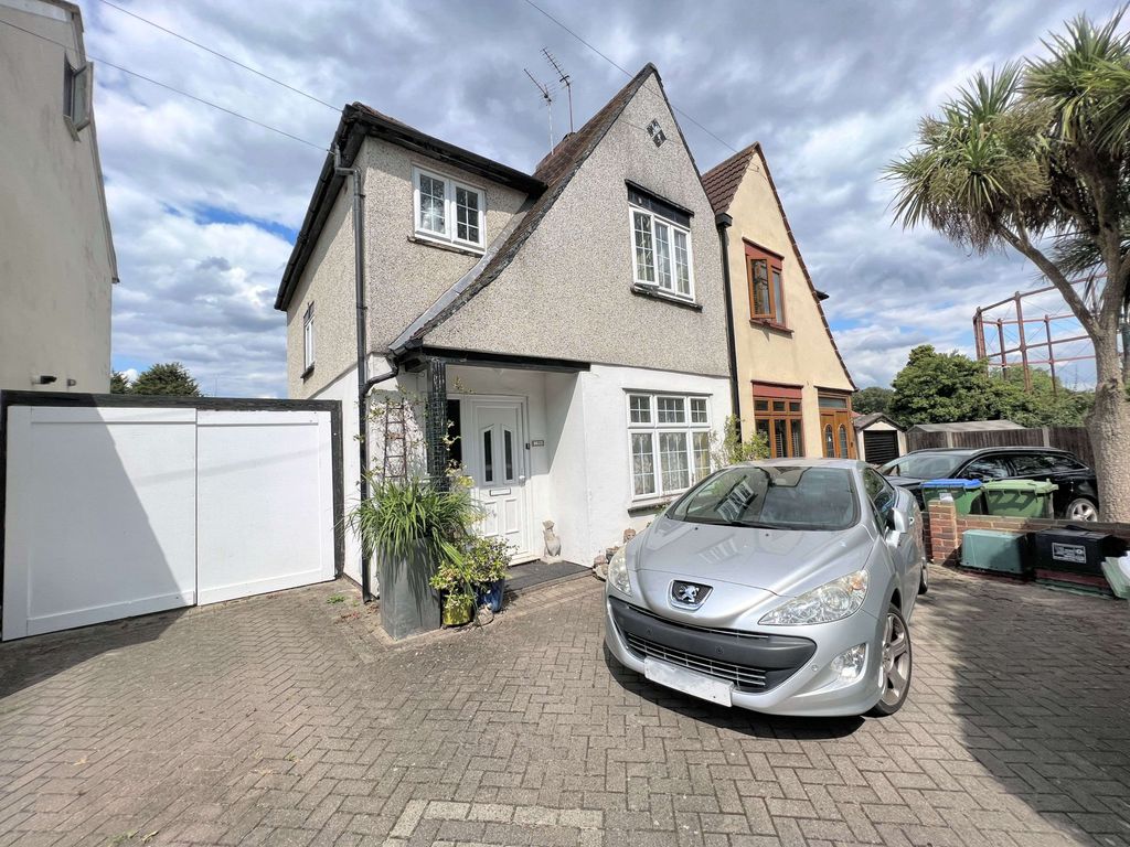 3 bed semidetached house for sale in Watling Street, Bexleyheath DA6