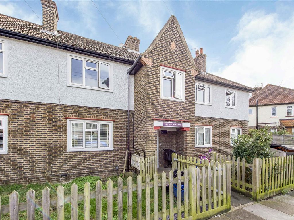 2 bed flat for sale in Andover Road, Twickenham TW2 Zoopla