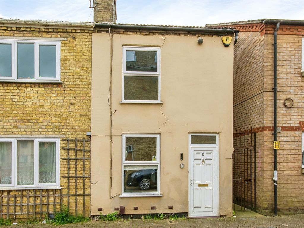 2 bed end terrace house for sale in Monument Street, Peterborough PE1