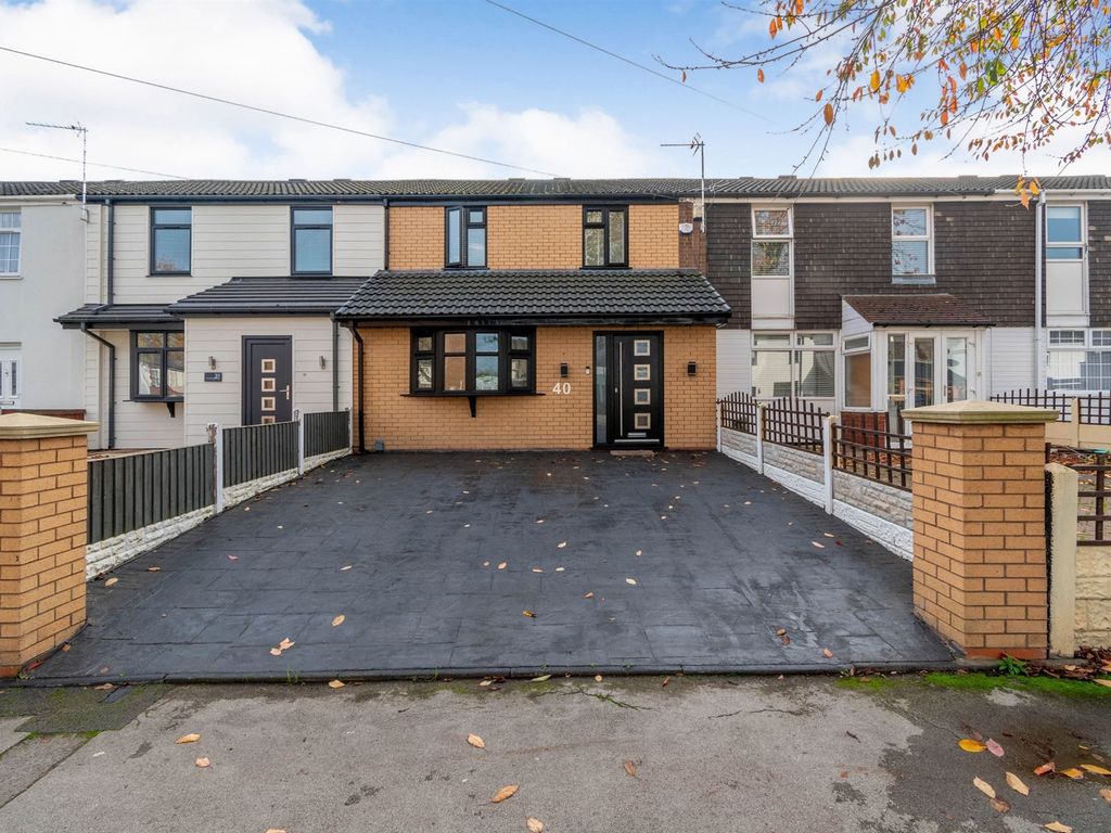 3 bed terraced house for sale in Tilley Street, Darlaston, Wednesbury