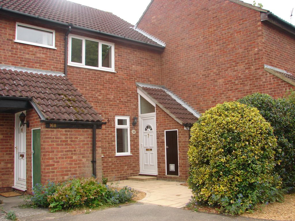 2 bed semidetached house to rent in Miller Way, Brampton, Huntingdon