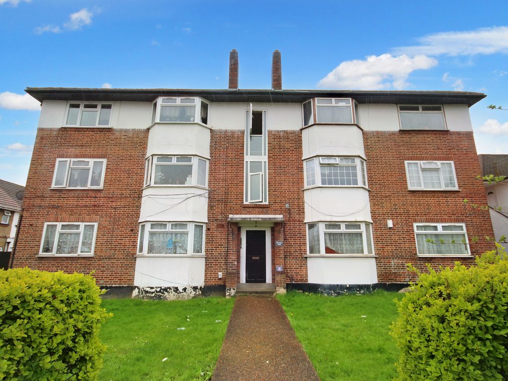 3 bed flat for sale in Charlotte Court, Lyon Park Avenue, Wembley
