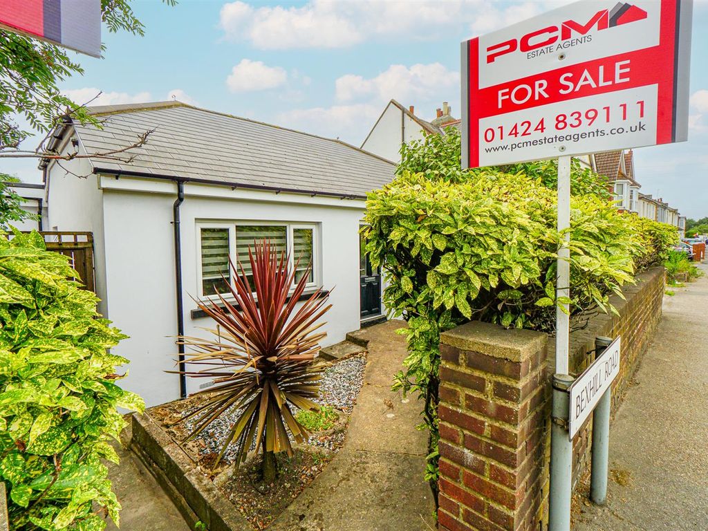 3 bed detached bungalow for sale in Bexhill Road, St. LeonardsOnSea